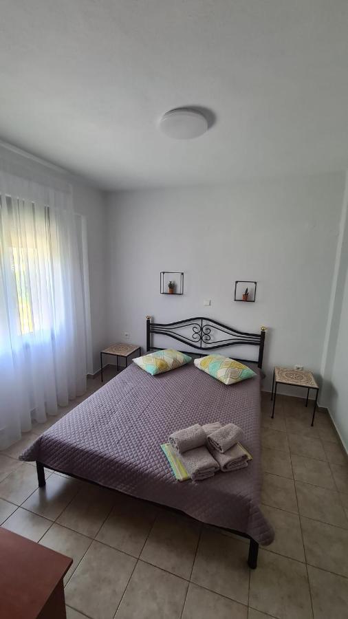 אולימפיאדה Elena Apartments מראה חיצוני תמונה