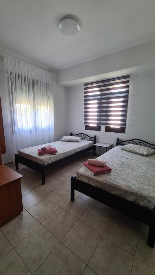 אולימפיאדה Elena Apartments מראה חיצוני תמונה